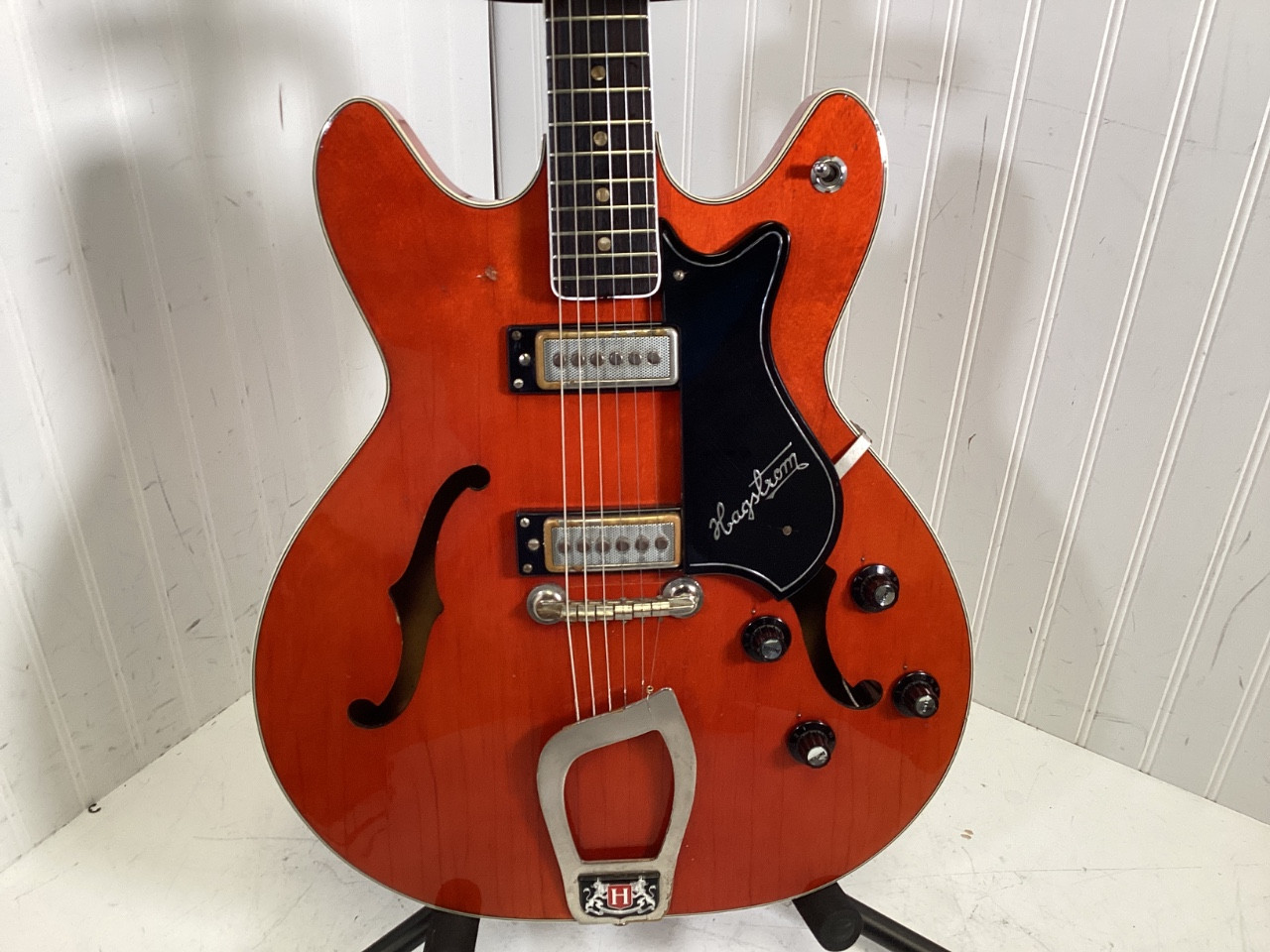 Used Hagstrom VIKING 1960S Vintage Semi-Hollow Electric Guitar Red