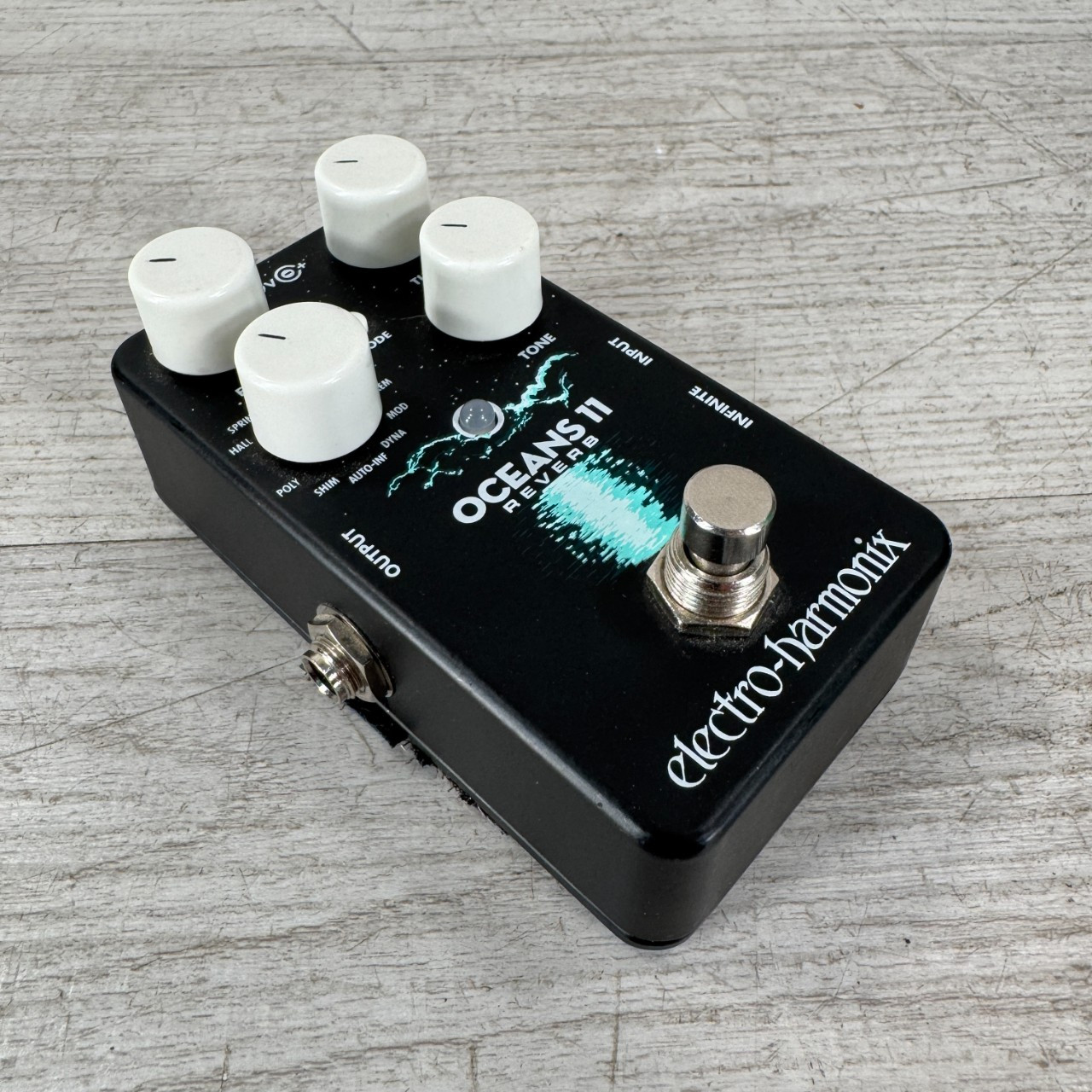 Used Electro-Harmonix Oceans 11 Reverb Pedal