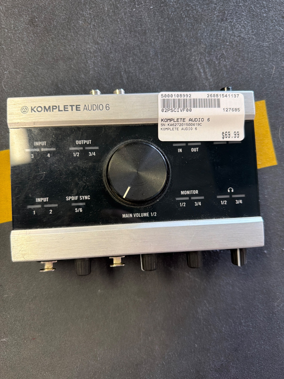Used KOMPLETE AUDIO 6 Computer Interface 2 A/D Recording Inputs
