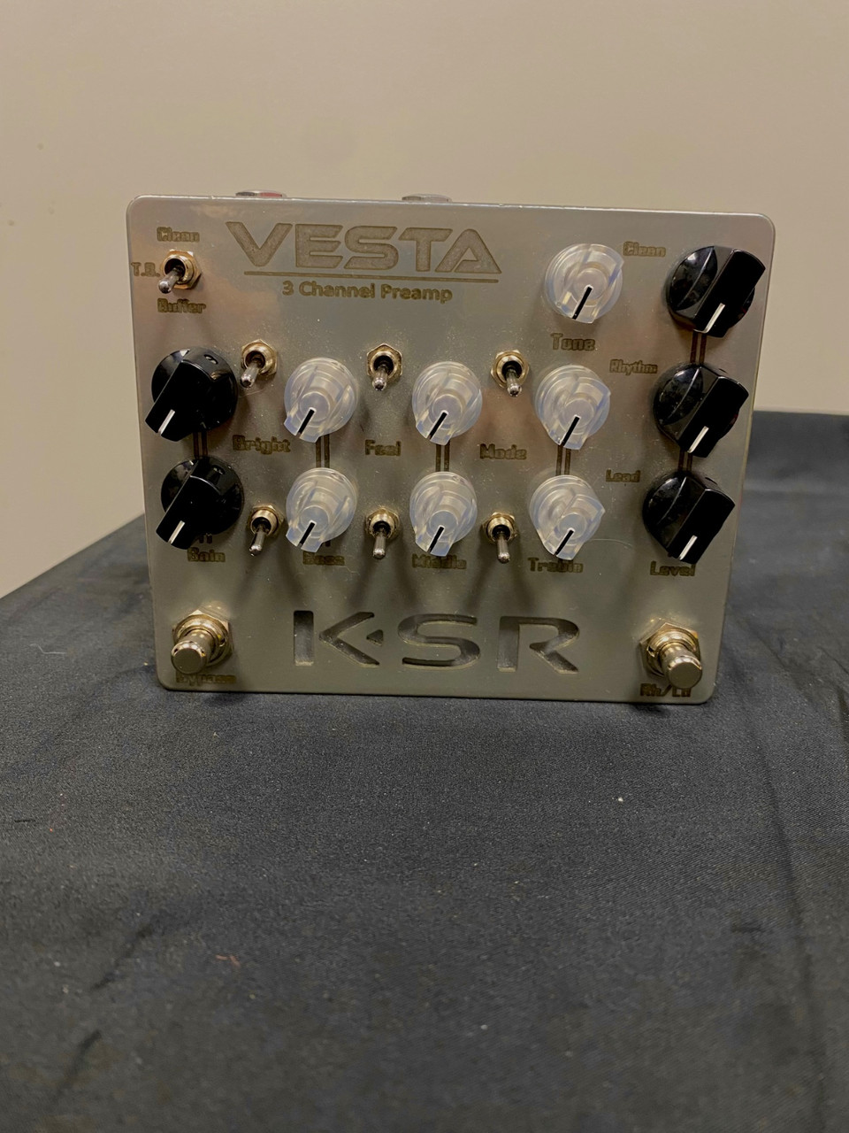 Used KSR VESTA 3 CHANNEL PREAMP Guitar PreAmp Pedal