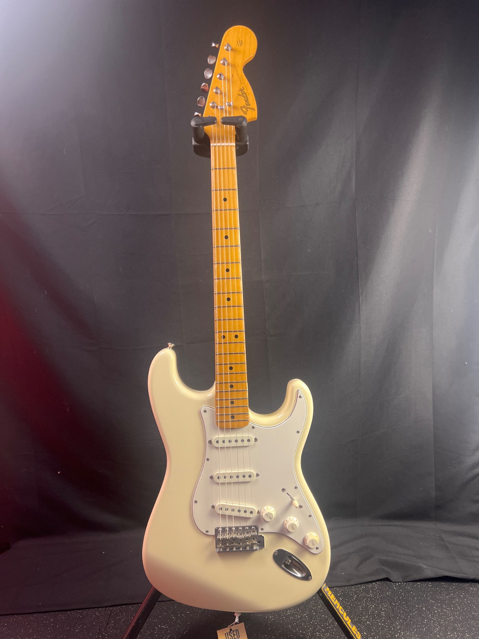 Used Fender 68 REISSUE STRAT MIJ 1993 S Type Electric Guitar White
