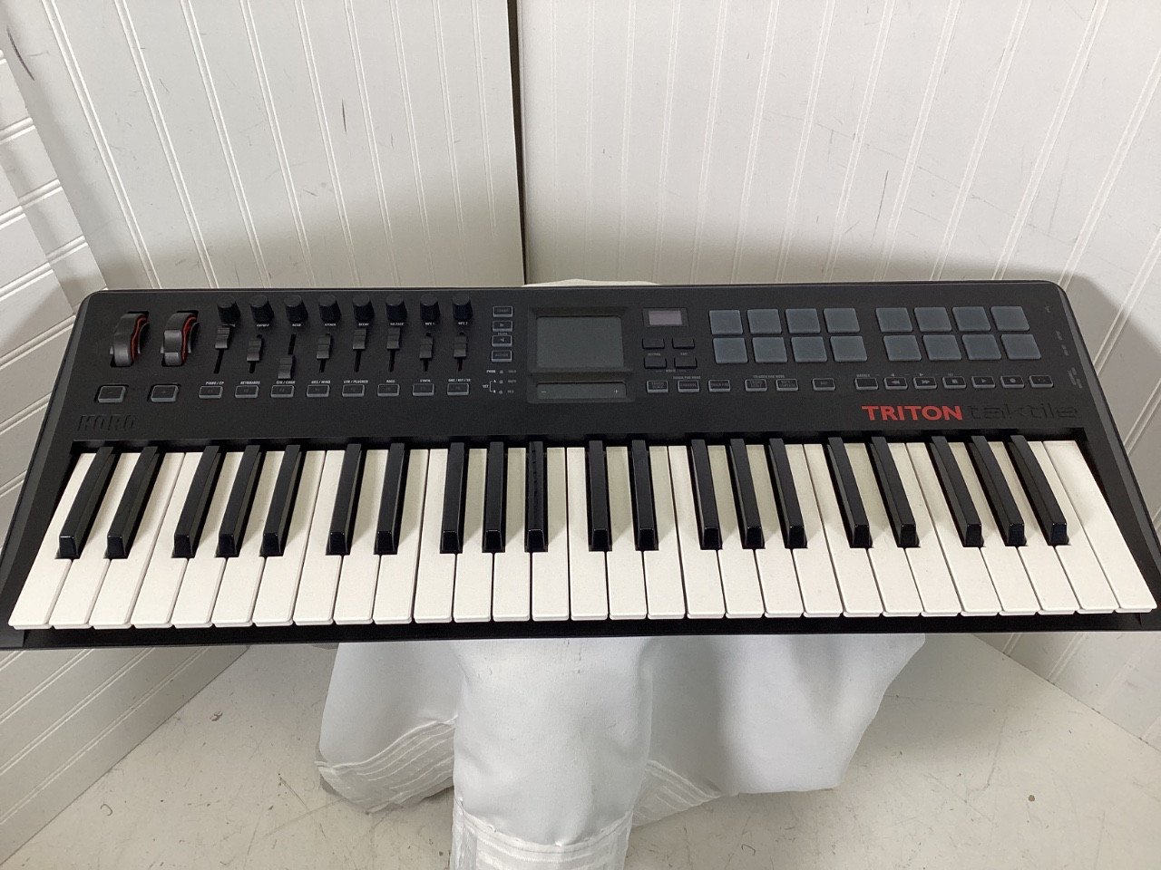 Used Korg TRITON TAKTILE TRTK-49 49-Key Controller 49-Key
