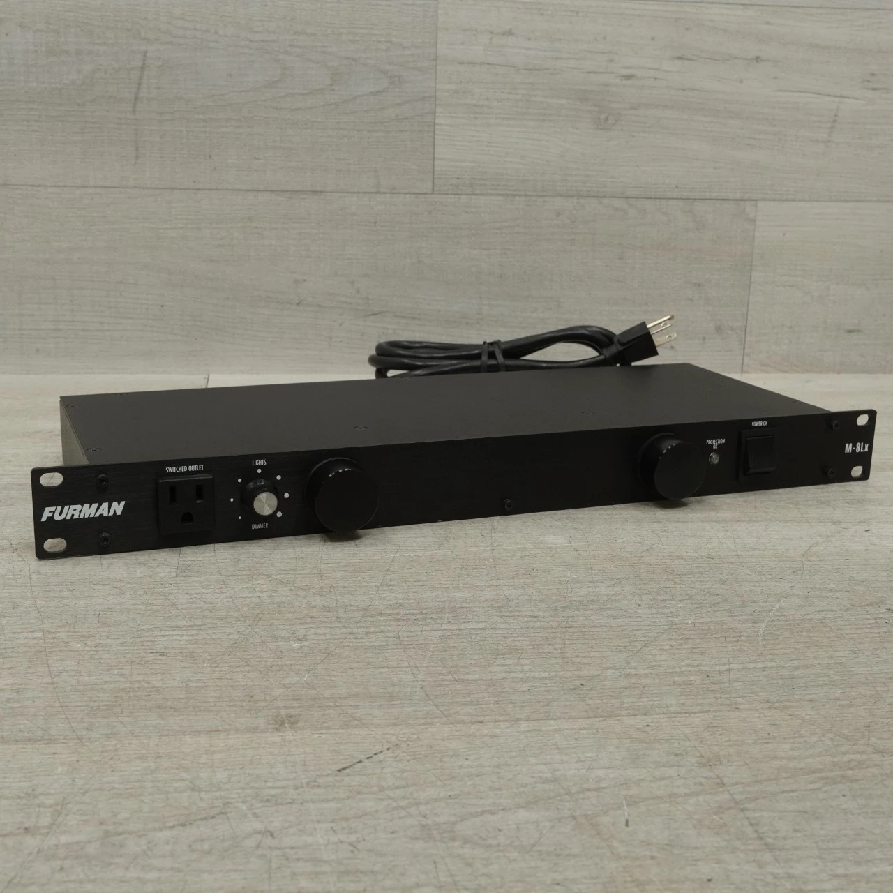 Used Furman M-8LX Power Conditioner