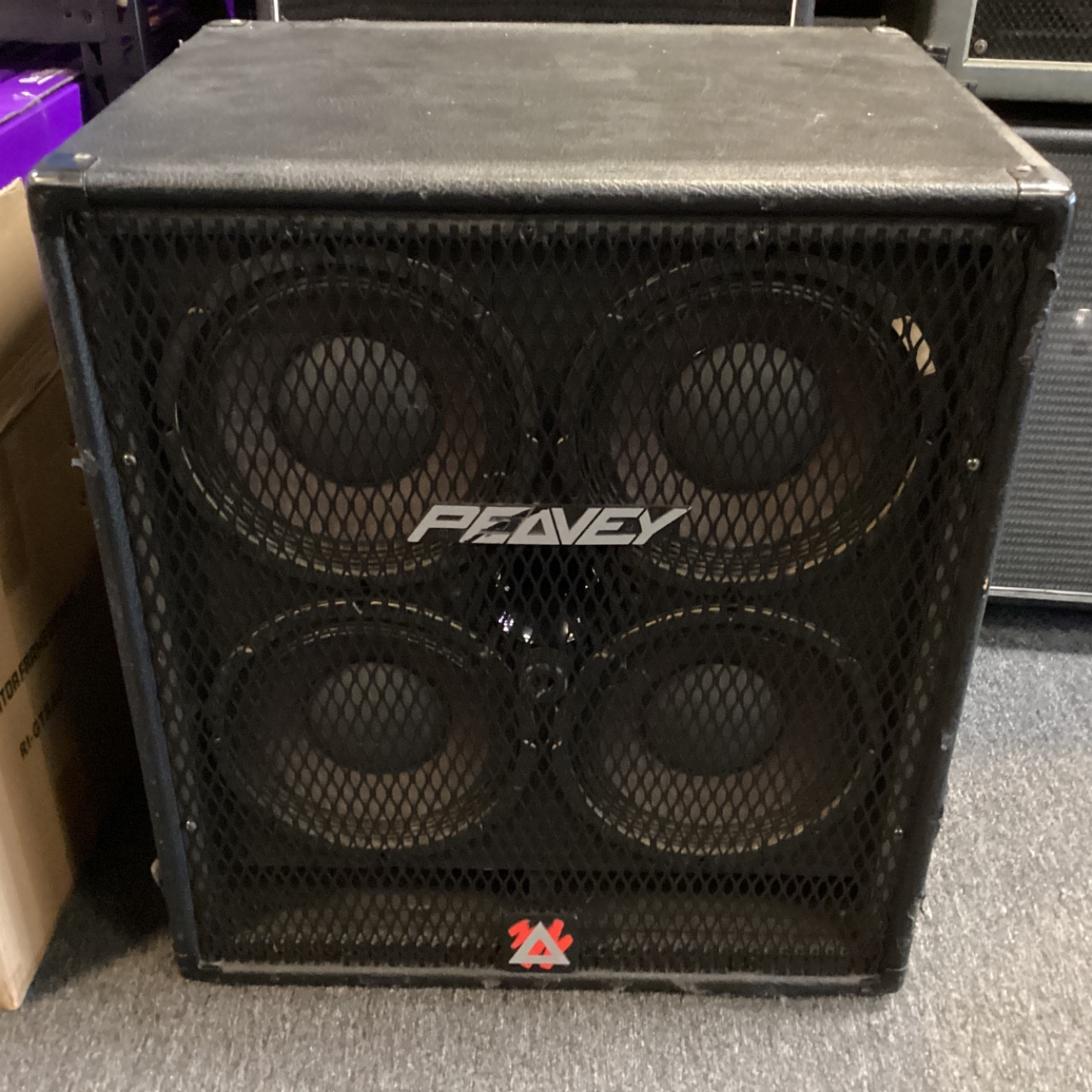 Used Peavey 410TVX 4 x 10 Bass Guitar Cabinet 4 x 10
