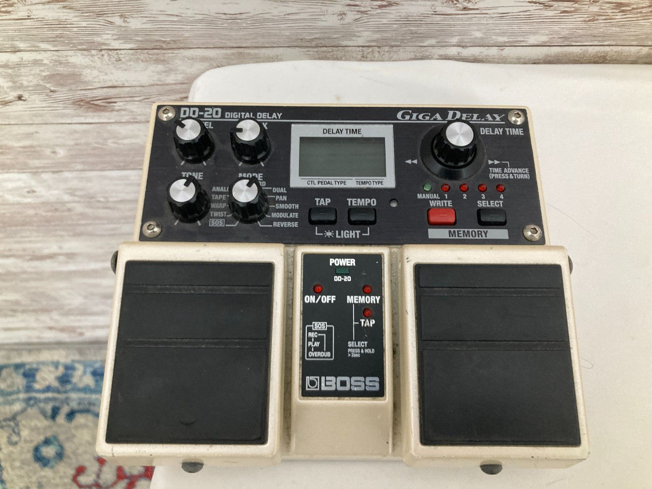 Used Boss DD-20 GIGA DELAY Delay Pedal