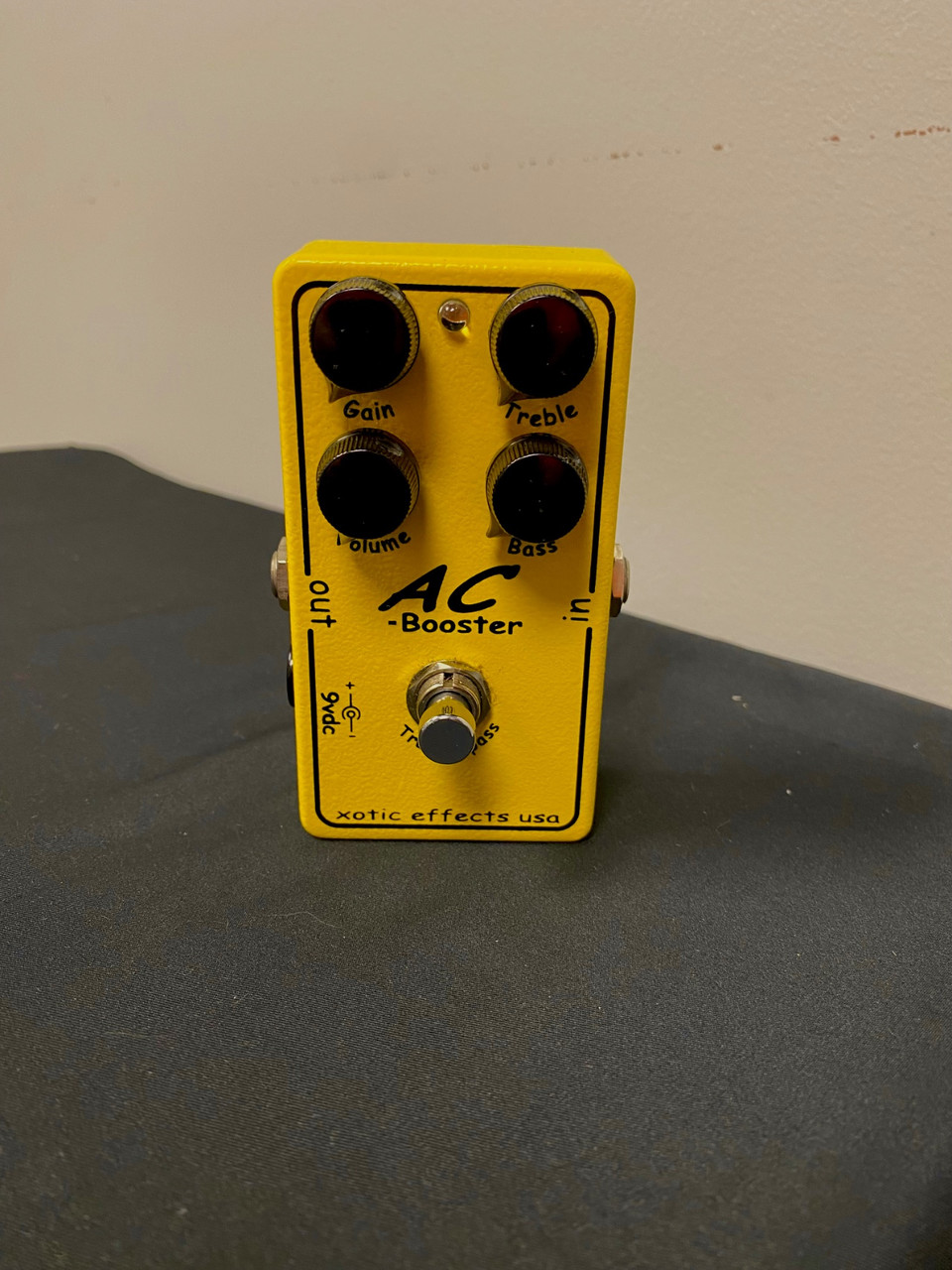 Used Xotic AC BOOSTER Boost Pedal