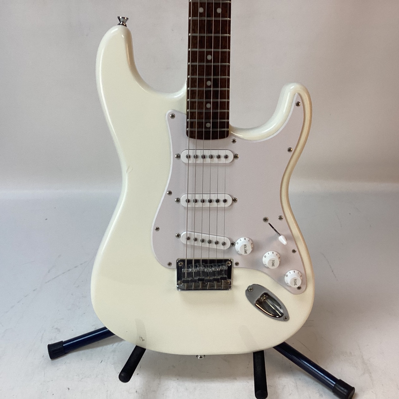 Used Squier STRATOCASTER S Type Electric Guitar White 6-String