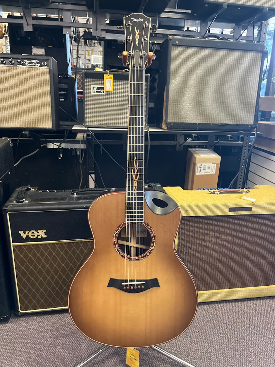Used Taylor CUSTOM GS TORRIFIED SPRUCE Acoustic Guitars
