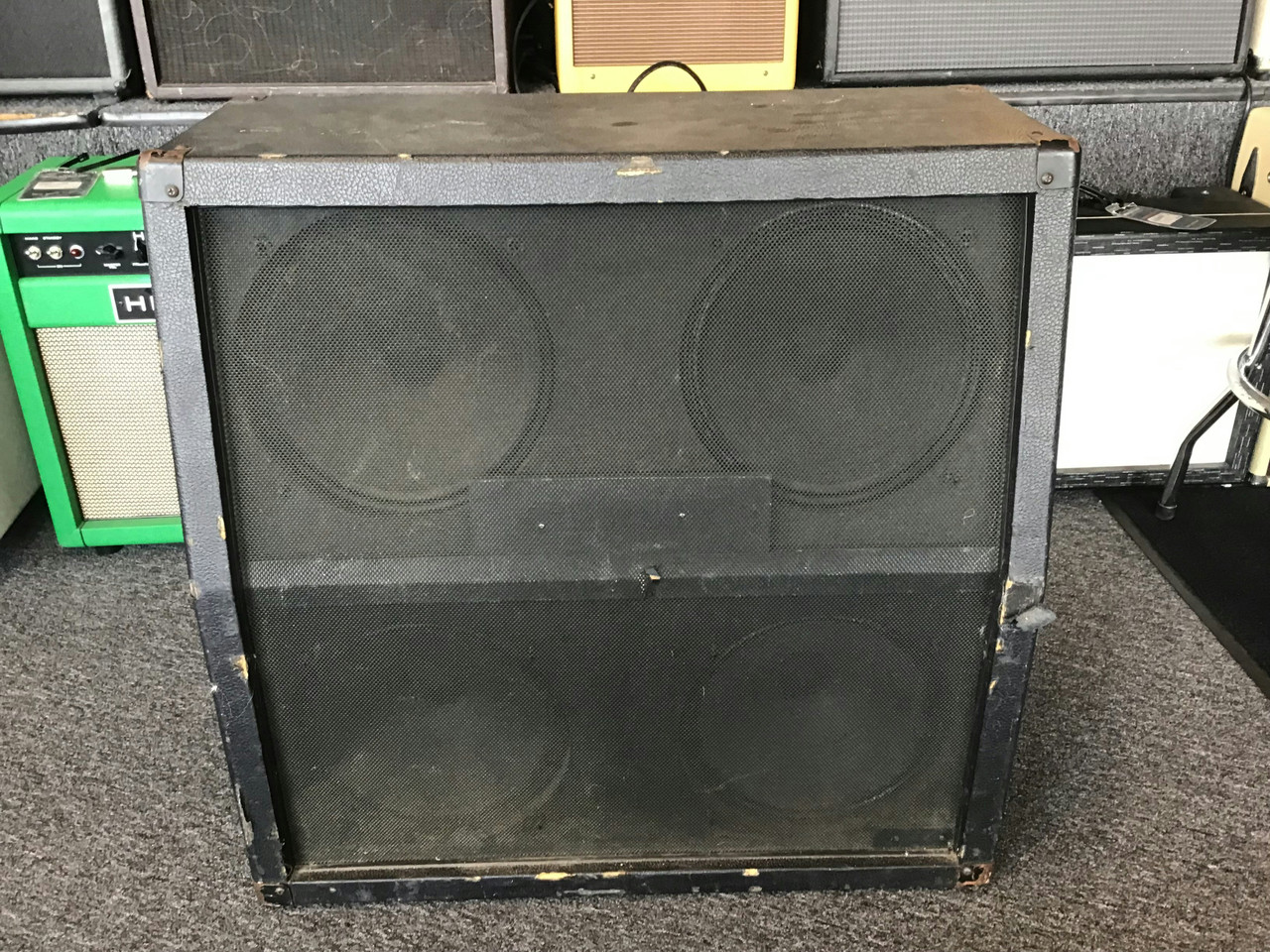 Used Peavey 5150 SLANT 4X12 Guitar Speaker Cabinets 4 x 12 Guitar 