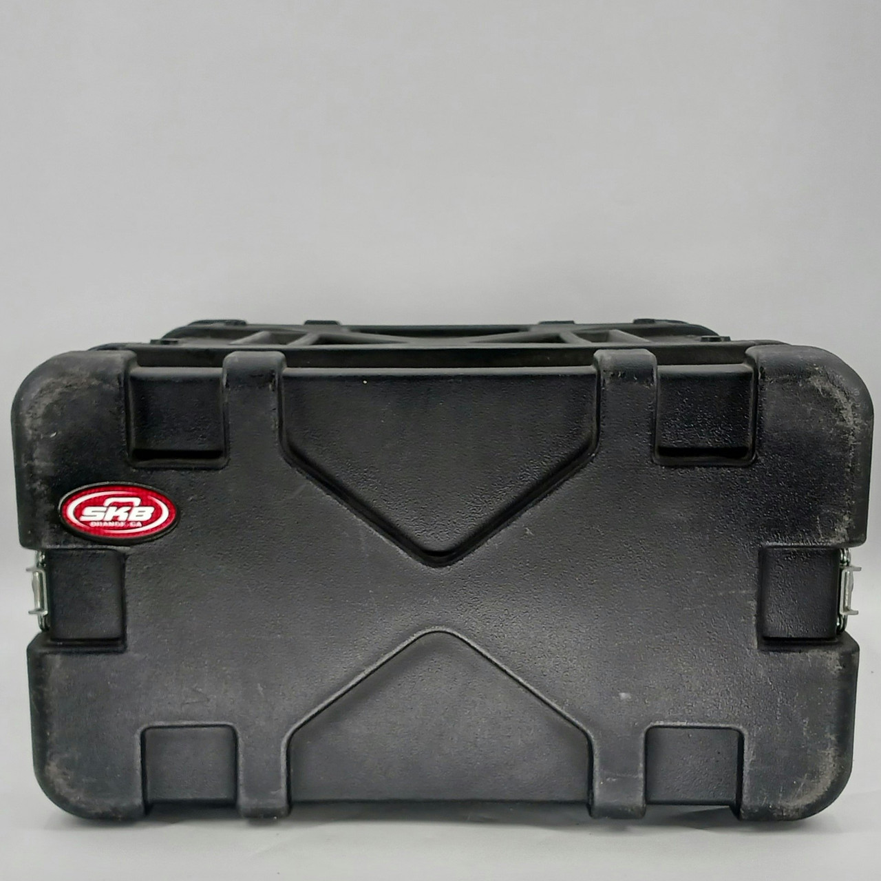 Used SKB 4 SPACE RACK SHOCK MOUNT Accessories - Pro Sound