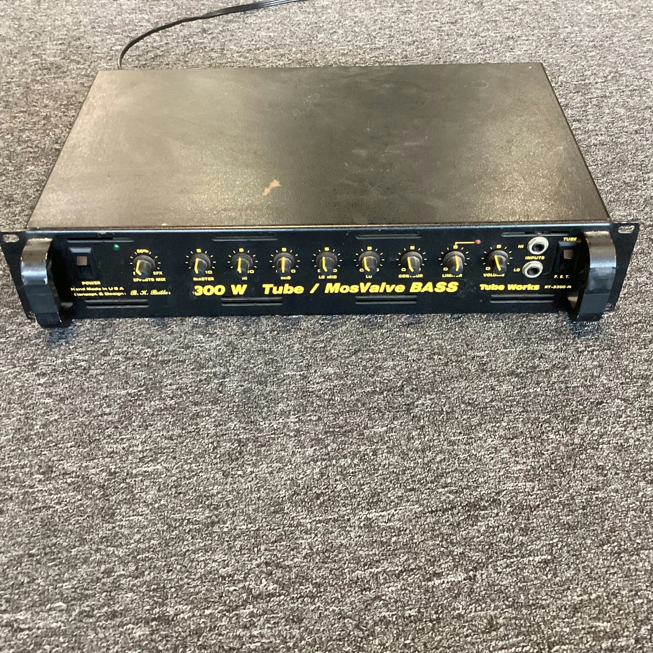 希少　Tube Works RT-3300　300W 　ベースアンプヘッド 希少 Tube Works RT-3300 300W ベースアンプヘッド - メルカリ