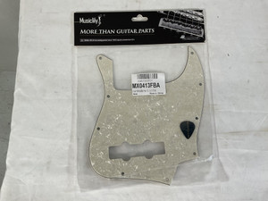 JAZZ BASS PICKGUARD WHT PEARL Guitar Accessory 40012-S000315276