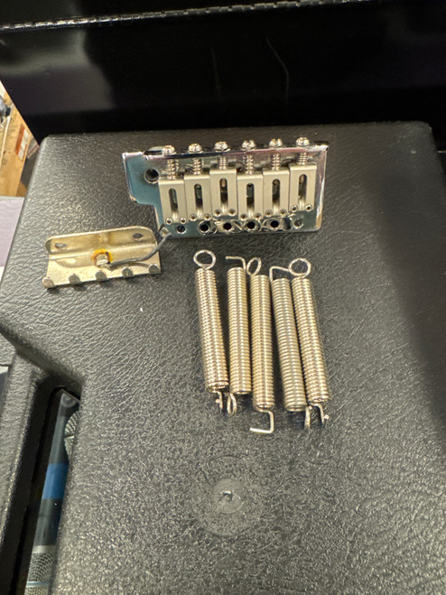 Vist Large View of Product Image Which is Used Fender 6 POINT BRIDGE Guitar 41116-S000039915
