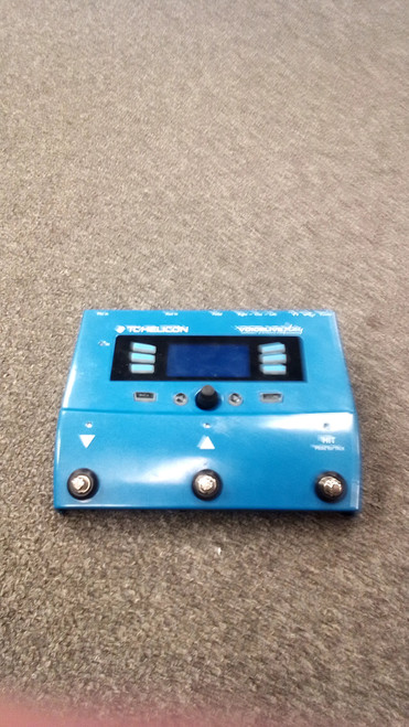Used TC Helicon Voicelive play with power