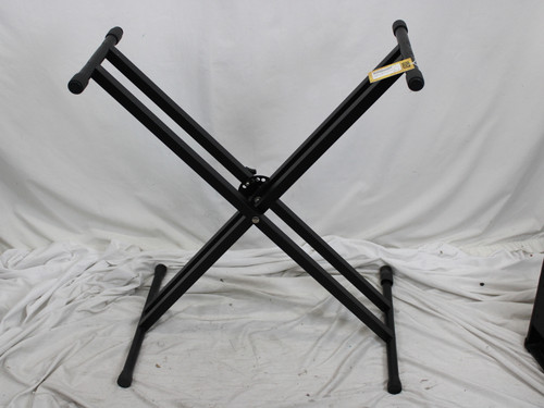 Used DOUBLE BRACED KEYBOARD X STAND Single Keyboard Stand 40012-S000289295