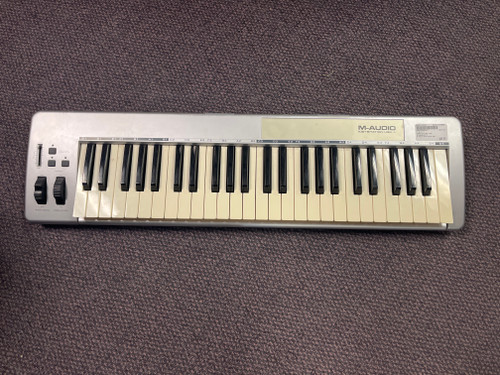 Used M-Audio KEYSTATION 49E Controller 49-Key 40085-S000103025