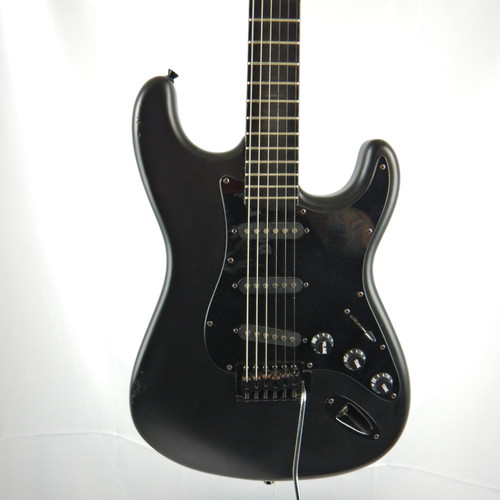 Used Stagg EBONY STRAT Electric Guitar Black 6-String 40123-S000123029