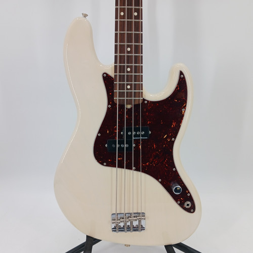 Used Fender MARK HOPPUS PRECISION BASS BLONDE Bass Guitar White 4-String 40081-S000108958