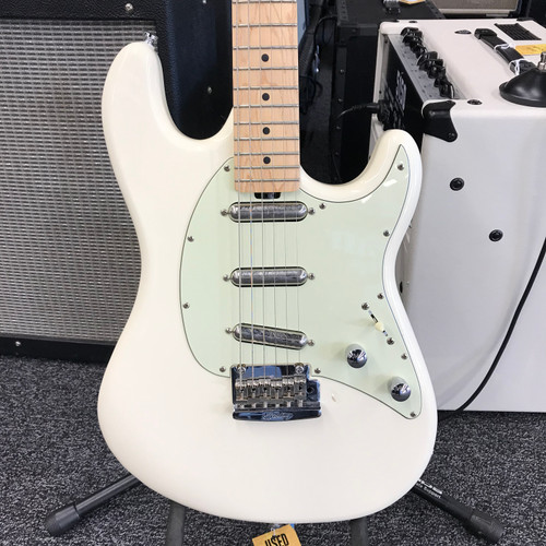 Used Sterling by Ernie Ball CUTLASS Electric Guitar White 6-String 41123-S000109068