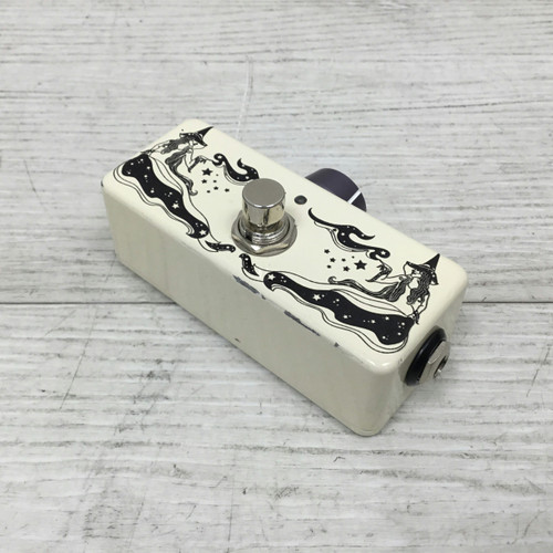 Vist Large View of Product Image Which is Red Witch Guitar Effects Distortion/Overdrive