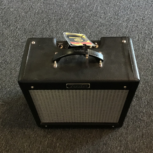 Vist Large View of Product Image Which is Used Fender PRO JUNIOR III 1 x 10 Tube Combo Amplifier 1 x 10 40111-S000180992