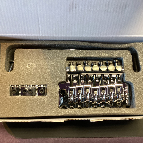 Vist Large View of Product Image Which is Used Floyd Rose SPECIAL 7 STRING Guitar Accessory