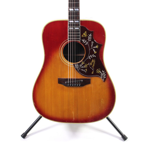 Gibson HUMMINGBIRD Vintage Solid Top Acoustic Guitar Cherry Sunburst