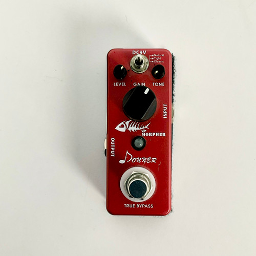 Vist Large View of Product Image Which is Used Donner MORPHER Guitar Effects Pedal