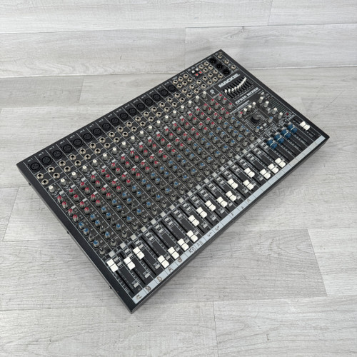 Used Mackie CFX20 Mixer with Gator Case 40112-S000173971