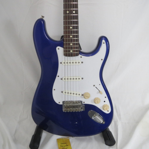 Used Fender STRATOCASTER Electric Guitar Blue 6-String 41128-S000100423