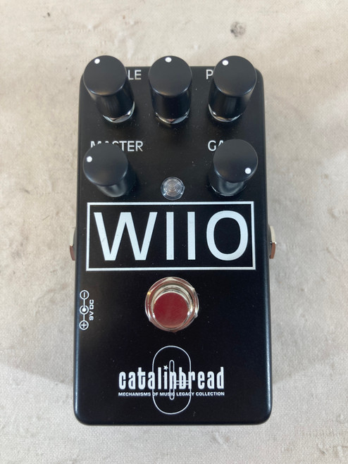 Vist Large View of Product Image Which is Used Catalinbread WIIO Preamp Pedal