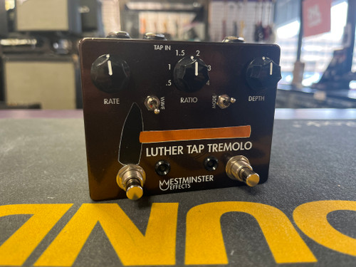 Vist Large View of Product Image Which is Used WESTMINSTER EFFECTS LUTHER Guitar Effects Pedal