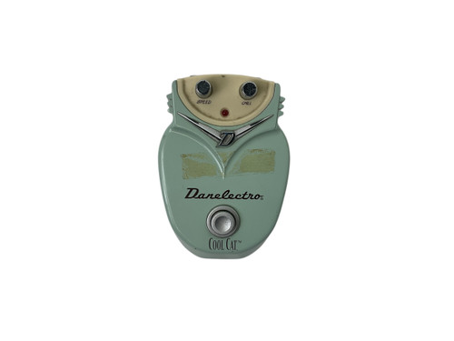 Vist Large View of Product Image Which is Used Danelectro COOL CAT CHORUS Chorus Pedal