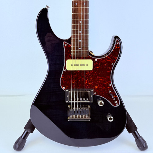 Used Yamaha PAC611HFM Pacifica Translucent Black Electric Guitar 41121-S000048807
