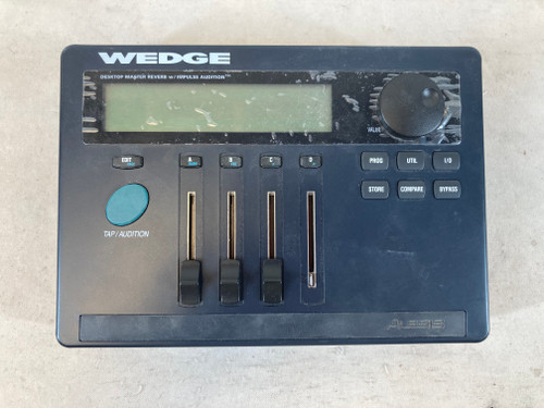 Used Alesis WEDGE DESKTOP MASTER REVERB 41127-S000054437