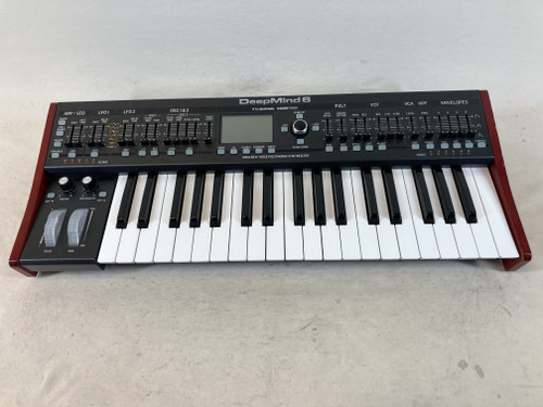 Used Behringer DEEPMIND 6 Synthesizer 41127-S000054485