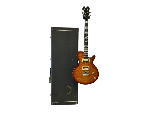 Vist Large View of Product Image Which is Used Dean EVO QUILTED W/OHC LP Type Electric Guitar Honey Burst 6-String