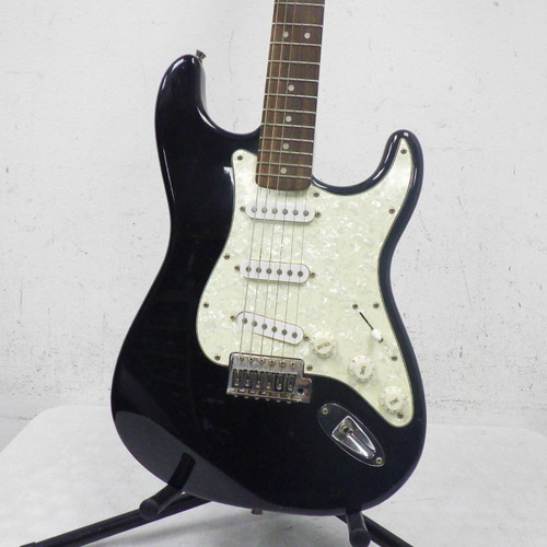 Used Squier Stratocaster Black Electric Guitar 40042-S000250112