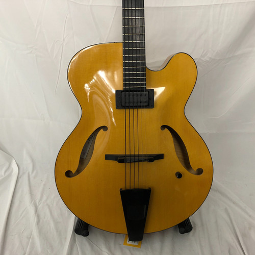 Vist Large View of Product Image Which is Used W.E. MOLL WORKING MAN'S HERO ARCHTOP Electric Guitar Natural 6-String 41128-S000101919