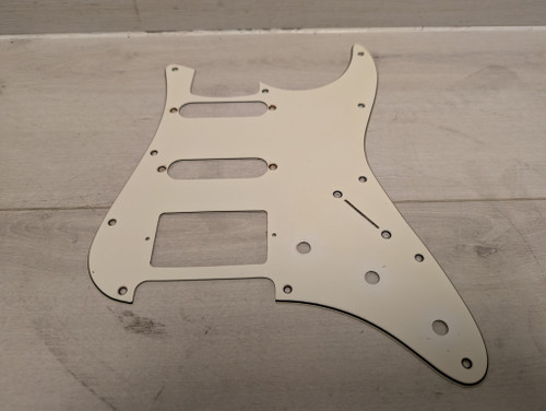 Used STRAT COPY PICKGUARD Guitar Accessory 41108-S000059716