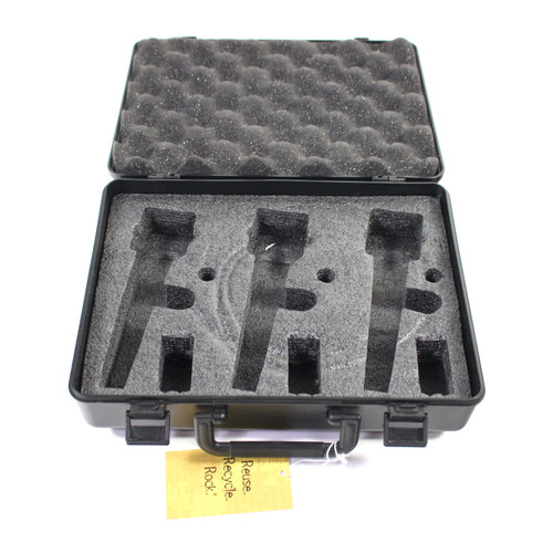 Vist Large View of Product Image Which is Samson MIC CASE Microphone Case