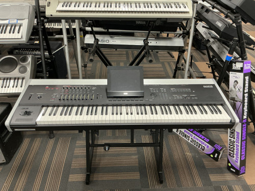 Vist Large View of Product Image Which is Used Korg OASYS 88 WORKSTATION 88-Key Keyboard 88-key 40012-S000295676
