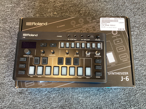 Used Roland J-6 SOUND MODULE Compact Synthesizer Compact 40111-S000183392