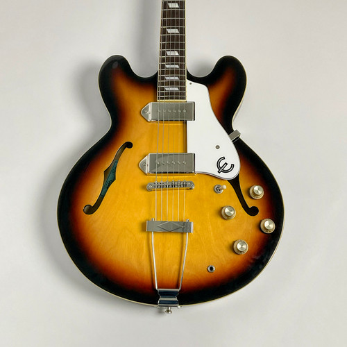 Vist Large View of Product Image Which is Used Epiphone CASINO Semi-Hollow Electric Guitar Sunburst 6-String 41103-S000054368