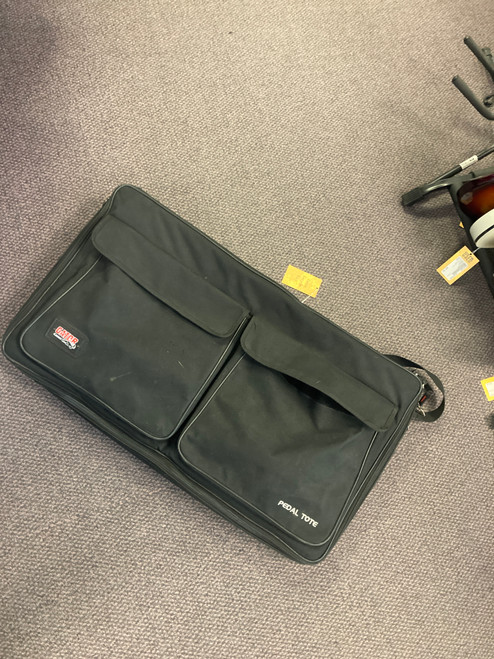 Vist Large View of Product Image Which is Used Gator PEDAL TOTE PRO W/BAG Guitar Accessory 40085-S000104282