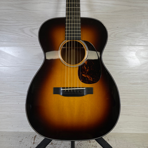 Used Martin CUSTOM SHOP 00 Solid Top Acoustic Guitar Sunburst 40087-S000226953