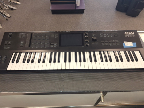 Used Akai MPCKEY 61 61-Key Keyboard 61-Key 41116-S000046578