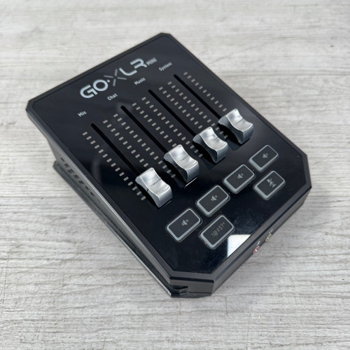 Used TC-Helicon GoXLR Mini - USB Streaming Mixer with USB / Audio Interface 40112-S000175765