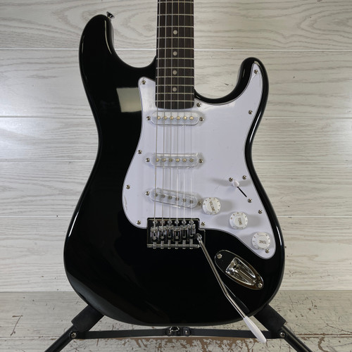 Used - Austin AST100BK S Type Electric Guitar  40087-S000227327