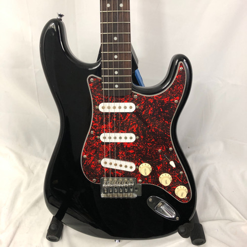 Used Squier AFFINITY STRAT S Type Electric Guitar Black 6-String 41128-S000103007